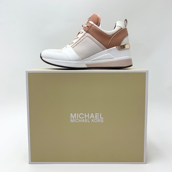 🥳HOST PICK🥳~Michael Kors Georgie Trainer Wedge Sneaker 👟 - Picture 3 of 15